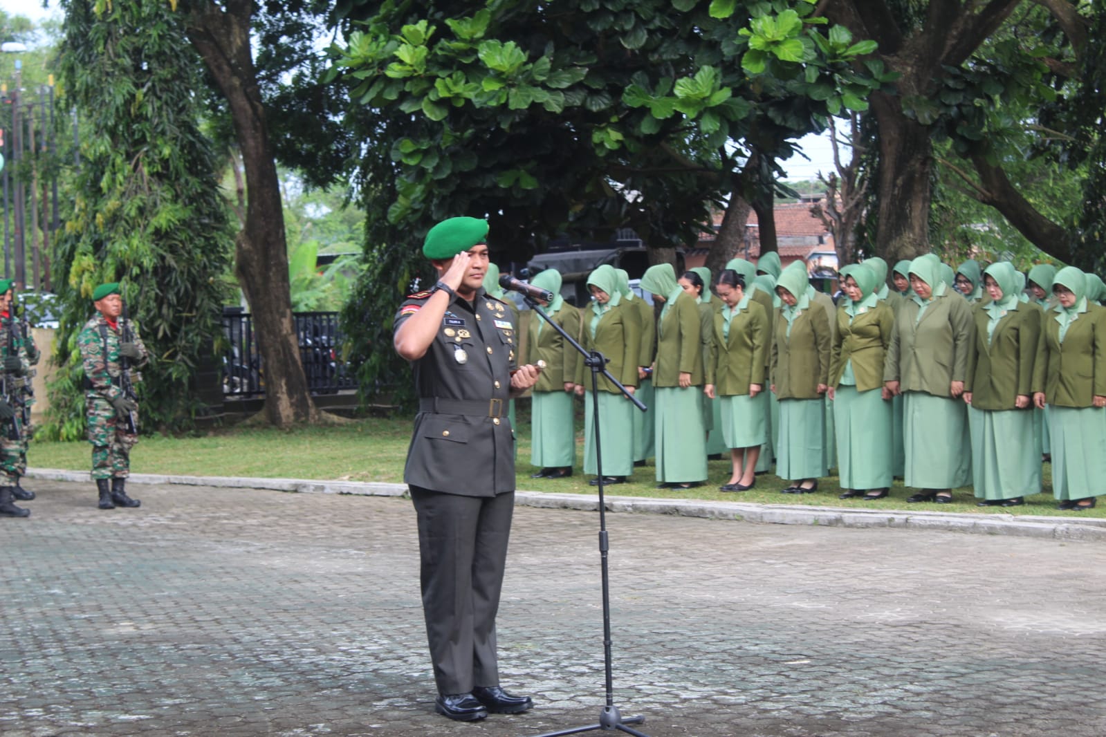 Dandim 0421/LS Pimpin Ziarah Rombongan Peringati HUT Kodam II Sriwijaya Ke-77