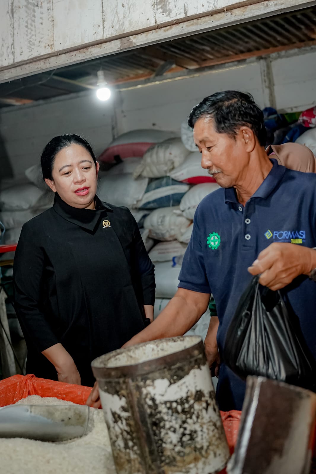 Cek Harga Sembako di Pasar Indralaya, Puan Soroti Sarpras Hingga Kelangkaan Minyakita