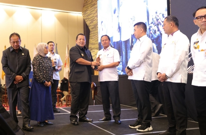 LAMBAR RAIH PENGHARGAAN PPD PERINGKAT l DARI GUBERNUR LAMPUNG