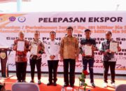 Pj Gubernur Agus Fatoni Lepas Keberangkatan Ekspor Komoditi asal Sumsel senilai Rp 153,4 Miliar ke Berbagai Negara