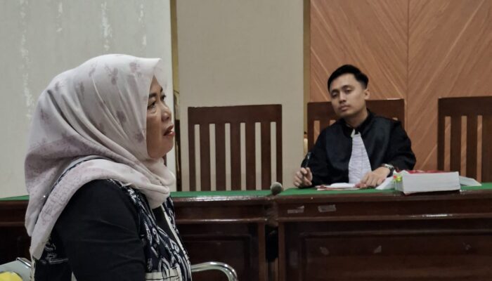 Sidang Ijazah Palsu Fraksi PDI Perjuangan, Kesaksian Supriyati Banyak Kontradiktif, Ahmad Syahruddin Keberatan.