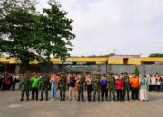 Danrem 043/Gatam Pimpin Aksi Bersih Pasar Cendrawasih Sambut HUT Ke-1 Kodam XXl/Radin Inten