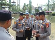 Antisipasi Judol, Wakapolres Lampung Utara Periksa HP Personel