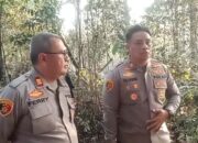 Kapolsek Nongsa Eko Chandra S.H,,M.M Pimpin Langsung Upaya Pemadaman Kebakaran Hutan di Samping Bumi Perkemahan Kabil Punggur bersama Tim Damkar